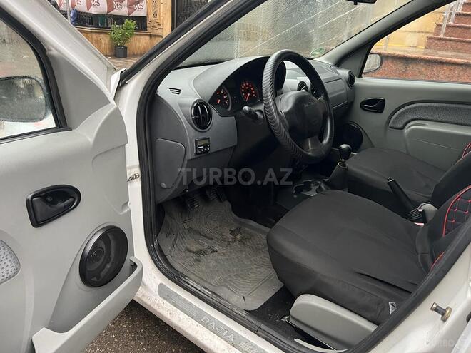 Dacia Logan 2006, 350,000 km - 1.5 l - Bakı
