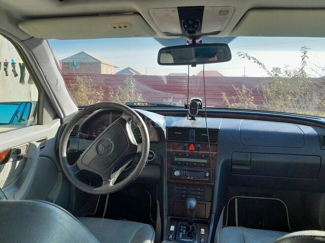 Mercedes C 230 1997, 320,463 km - 2.3 l - Cəlilabad