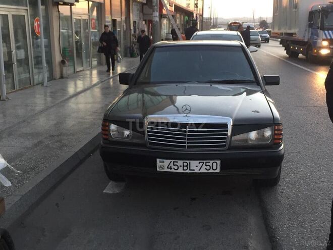 Mercedes 190 1988, 370,000 km - 2.0 l - Bakı