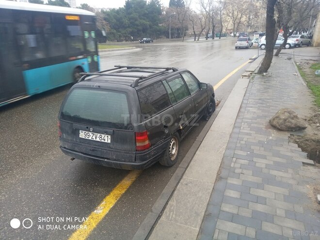 Opel Astra 1993, 264,290 km - 1.6 л - Bakı