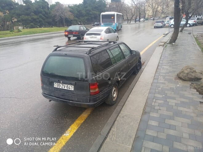 Opel Astra 1993, 264,290 km - 1.6 л - Bakı