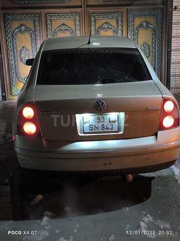 Volkswagen Passat 2001, 400,000 km - 1.8 l - Saatlı