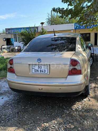 Volkswagen Passat 2001, 400,000 km - 1.8 l - Saatlı