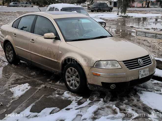 Volkswagen Passat 2001, 400,000 km - 1.8 l - Saatlı