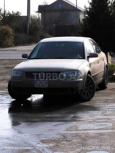 Volkswagen Passat 2001, 400,000 km - 1.8 l - Saatlı
