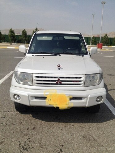 Mitsubishi Pajero 1999, 300,000 km - 2.0 л - Bakı