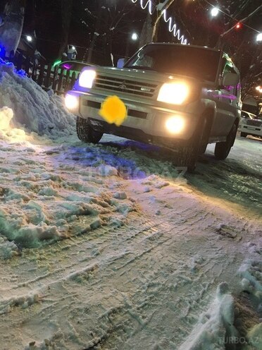 Mitsubishi Pajero 1999, 300,000 km - 2.0 л - Bakı