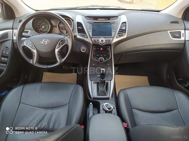 Hyundai Elantra 2015, 149,669 km - 1.8 l - Bakı