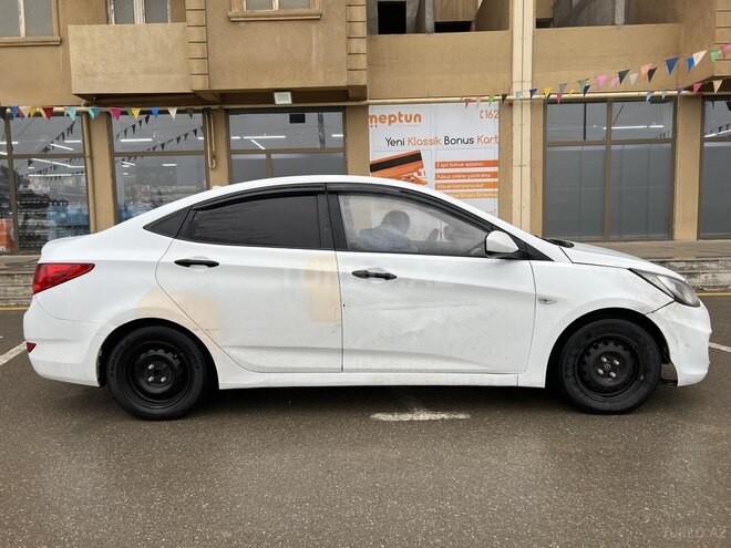 Hyundai Accent 2012, 345,745 km - 1.4 l - Bakı