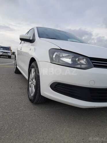 Volkswagen Polo 2012, 280,000 km - 1.6 l - Bakı