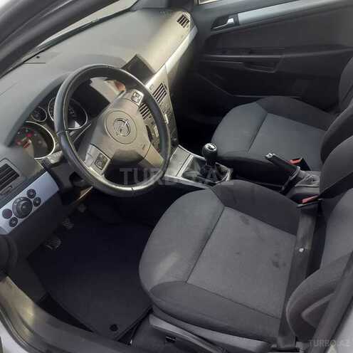 Opel Astra 2006, 266,000 km - 1.3 l - Bakı