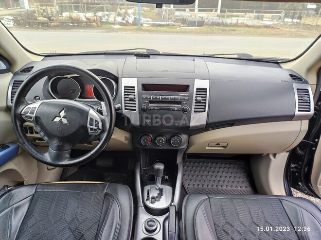 Mitsubishi Outlander 2008, 170,000 km - 2.4 l - Lənkəran