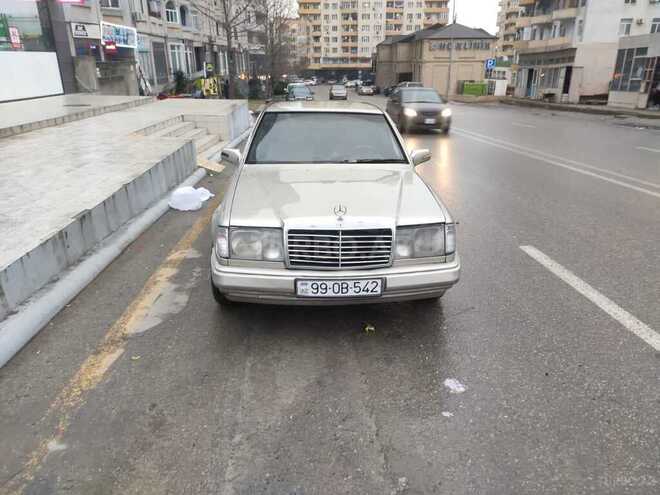 Mercedes E 200 1991, 276,000 km - 2.0 л - Bakı