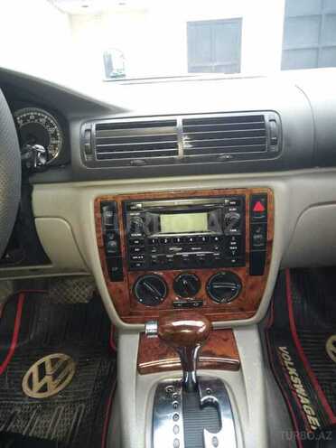 Volkswagen Passat 2004, 280,000 km - 1.8 l - Bakı