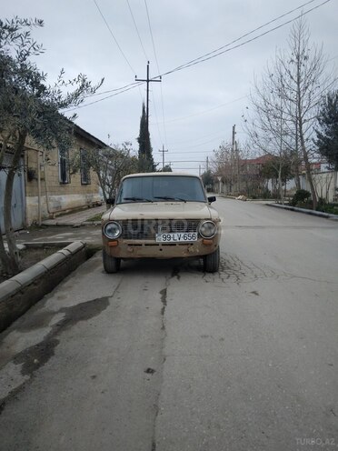 LADA (VAZ) 21011 1984, 321,543 km - 1.5 л - Salyan