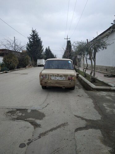 LADA (VAZ) 21011 1984, 321,543 km - 1.5 л - Salyan