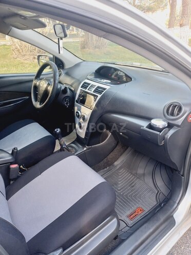 Toyota Yaris 2008, 246,000 km - 1.3 l - Sumqayıt