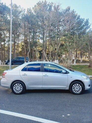 Toyota Yaris 2008, 246,000 km - 1.3 l - Sumqayıt