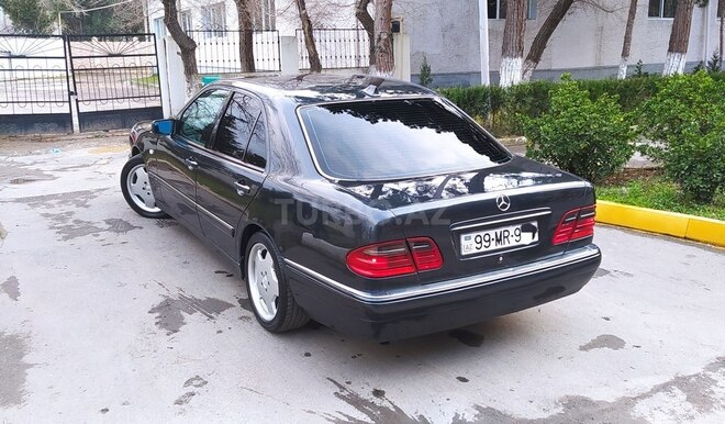Mercedes E 230 1996, 312,415 km - 2.3 l - Sumqayıt