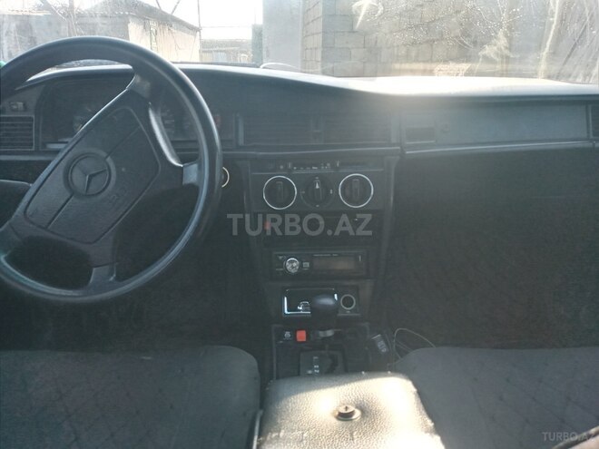 Mercedes 190 1991, 290,000 km - 1.8 l - Xaçmaz