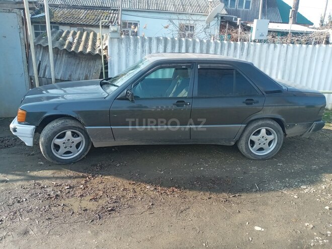 Mercedes 190 1991, 290,000 km - 1.8 l - Xaçmaz