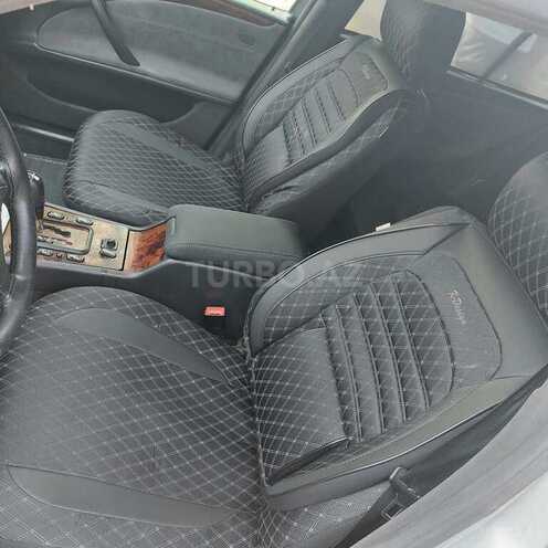 Mercedes E 320 2001, 290,000 km - 3.2 l - Bərdə