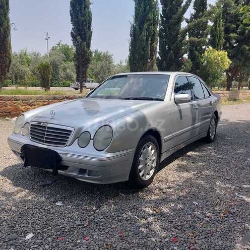 Mercedes E 320 2001, 290,000 km - 3.2 l - Bərdə