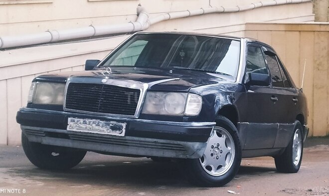 Mercedes E 250 1991, 245,000 km - 2.5 l - Bakı
