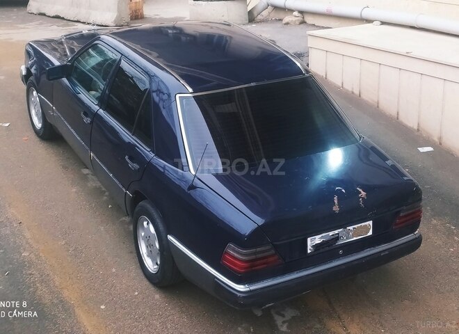Mercedes E 250 1991, 245,000 km - 2.5 l - Bakı