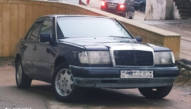 Mercedes E 250 1991, 245,000 km - 2.5 l - Bakı