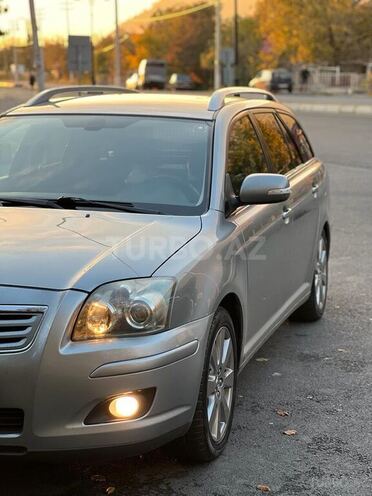 Toyota Avensis 2008, 170,000 km - 2.0 l - Zaqatala