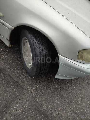 Mercedes E 220 1999, 310,000 km - 2.2 l - Bakı