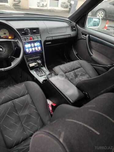 Mercedes E 220 1999, 310,000 km - 2.2 l - Bakı