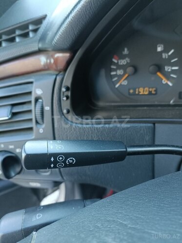 Mercedes E 230 1997, 395,000 km - 2.3 l - Bakı