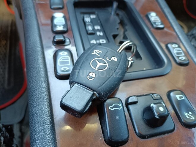 Mercedes E 230 1997, 395,000 km - 2.3 l - Bakı