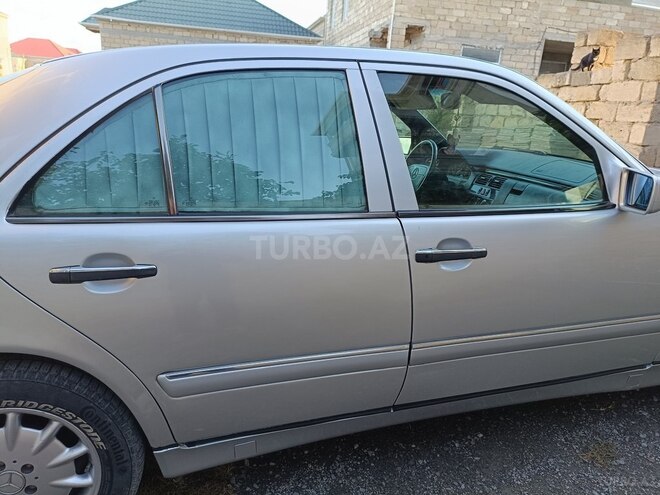 Mercedes E 230 1997, 395,000 km - 2.3 l - Bakı