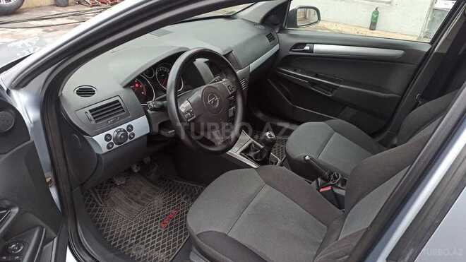 Opel Astra 2007, 252,000 km - 1.7 l - Bakı