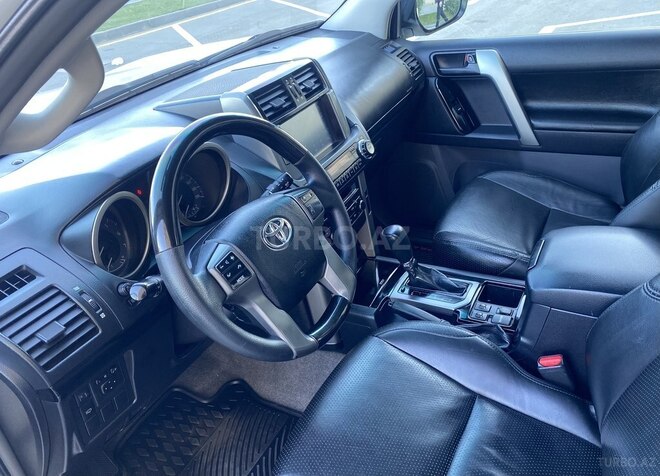 Toyota Prado 2012, 160,000 km - 2.7 l - Bakı