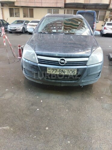 Opel Astra 2006, 175,000 km - 2.0 l - Bakı