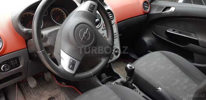 Opel Corsa 2011, 133,000 km - 1.0 l - Bakı