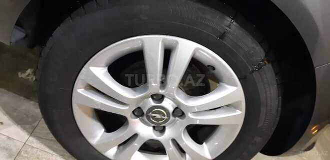 Opel Corsa 2011, 133,000 km - 1.0 l - Bakı