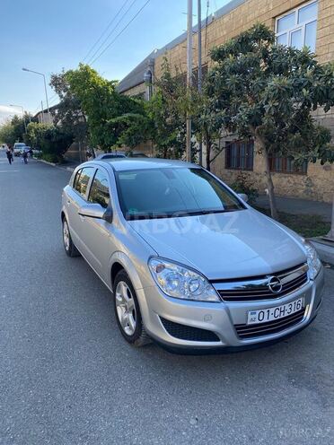Opel Astra 2007, 167,000 km - 1.4 l - Gəncə