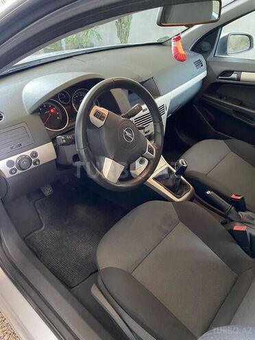 Opel Astra 2007, 167,000 km - 1.4 l - Gəncə