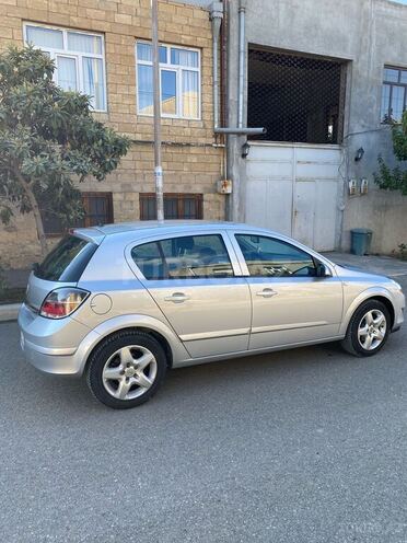 Opel Astra 2007, 167,000 km - 1.4 l - Gəncə
