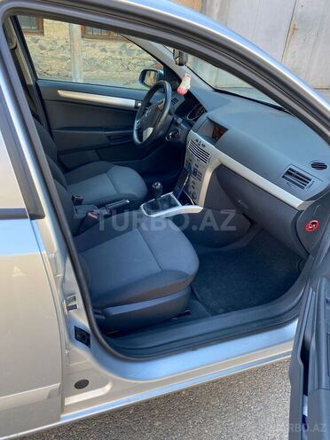 Opel Astra 2007, 167,000 km - 1.4 l - Gəncə