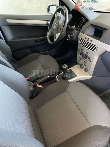 Opel Astra 2007, 167,000 km - 1.4 l - Gəncə