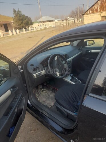Opel Astra 2007, 235,000 km - 1.4 л - Yevlax
