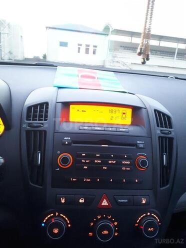 Kia Ceed 2007, 157,000 km - 1.4 l - Zaqatala