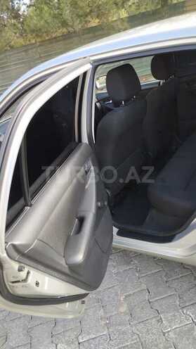 Toyota Corolla 2006, 252,772 km - 1.4 l - Bakı