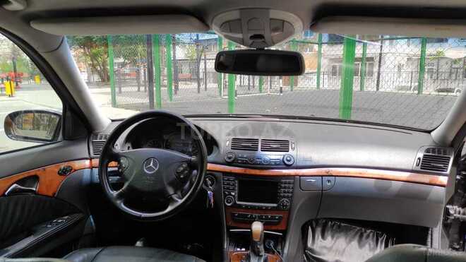 Mercedes E 240 2005, 294,000 km - 2.6 l - Bakı